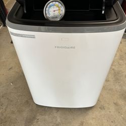 Frigidaire 13000 BTU portable Room Air Conditioner