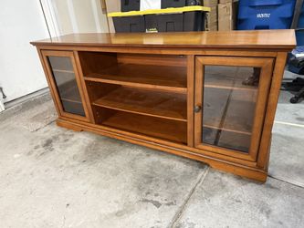 70 Inch Media/TV Stand