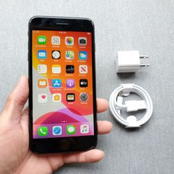 iPhone 7 Plus - UNLOCKED - Like New