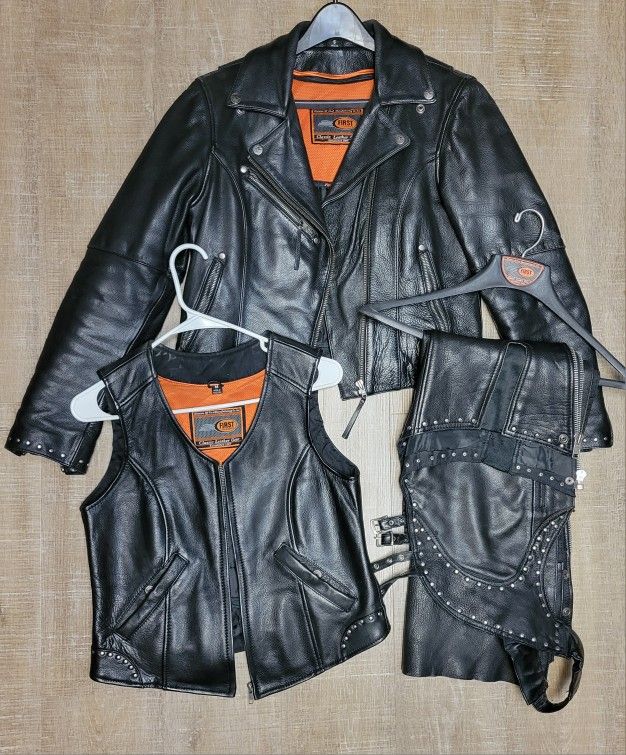 Women's Leather Riding Set-Jacket,Vest & Chaps (First Mfg)