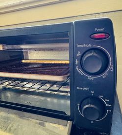 Toaster Oven for sale! P/U asap!