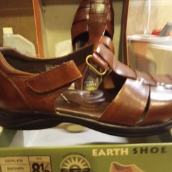 Earth Shoe Women's Casual Sandals 