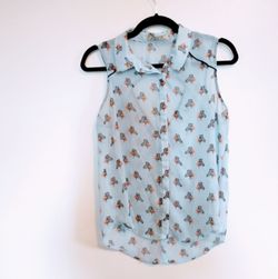 Chloe K blue tank top blouse