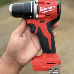 Milwaukee Brushless Compact Drill