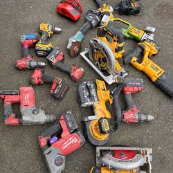 Milwaukee and Dewalt mix tools set