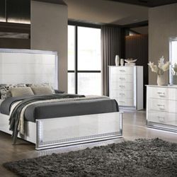 Brand New White 4pc Queen Bedroom (Available In Eastern King)