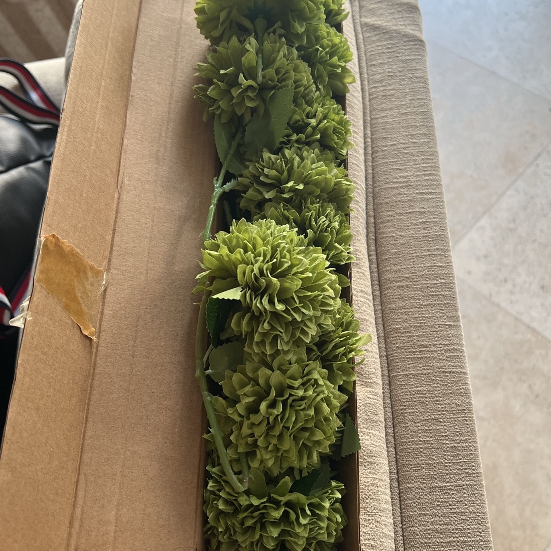 Fake Chrysanthemums Green (12)