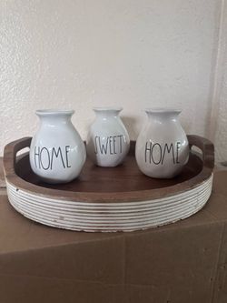 Farmhouse table decor