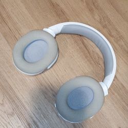 Razer Barracuda X (Bluetooth) Amazing Condition