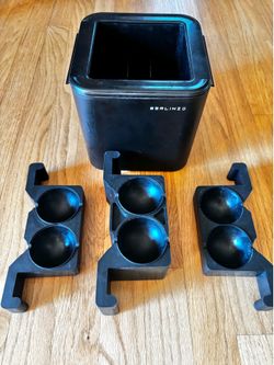 Berlinzo Ice Molds