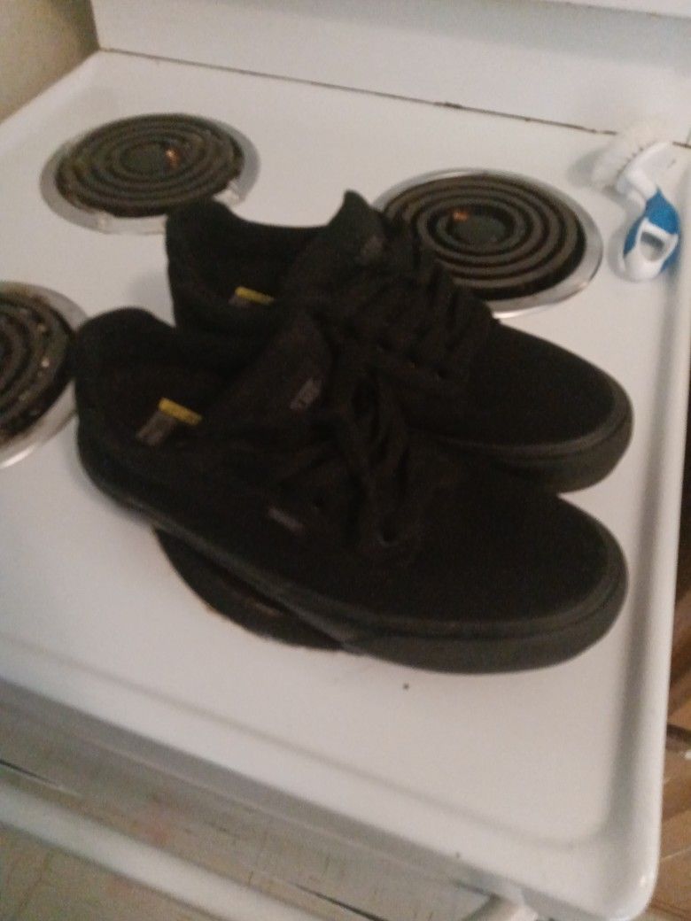 Vans Black Atwood's.... Size 9