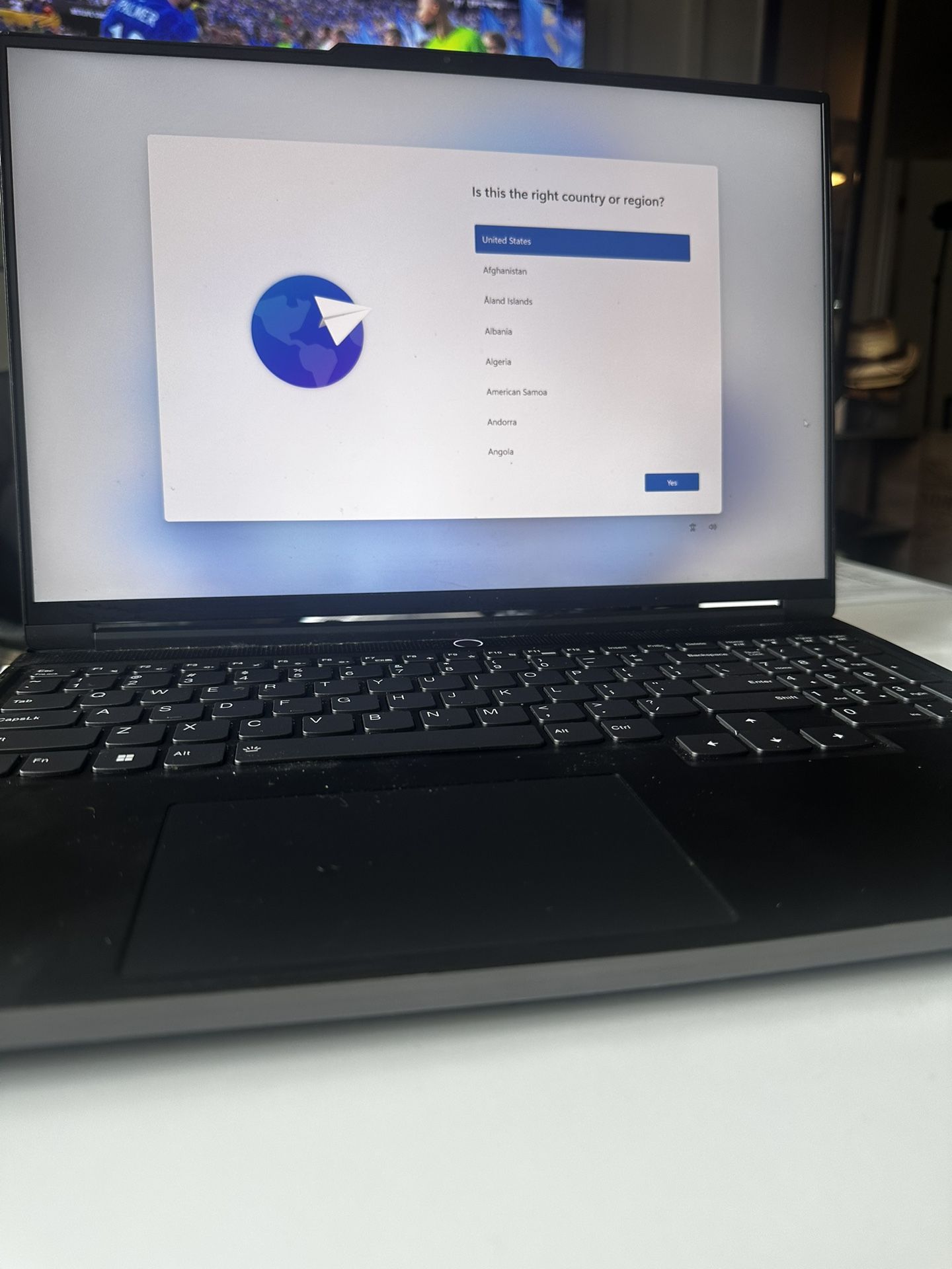 Lenovo Legion Slim 7 – Ryzen 9 / RX 6800S / 1TB SSD – Keyboard Issue – $550