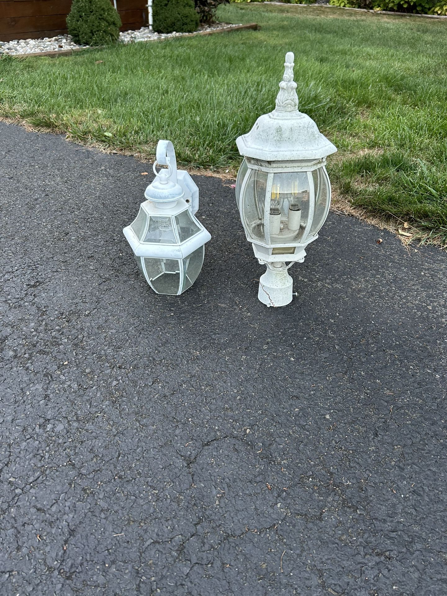 Post Lamp & Front Entrance Light