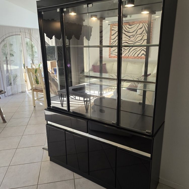 Black Glossy Lacquer China Cabinet Buffet