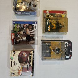 Todd McFarlane- Favre, Jeter, Bonds