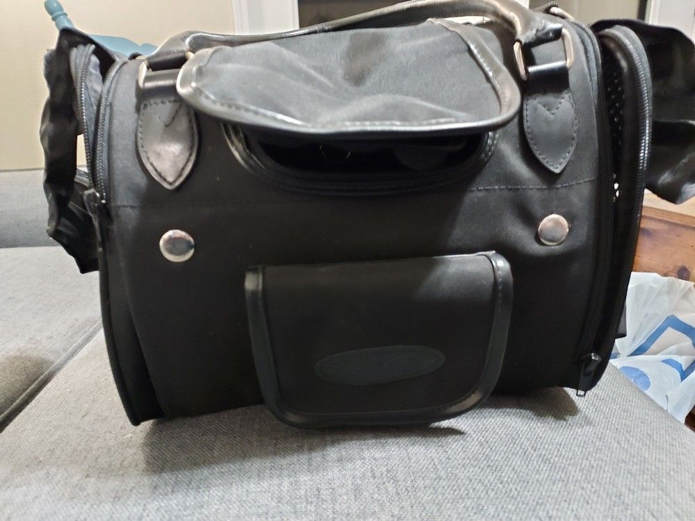 Celltei Animal Carrier
