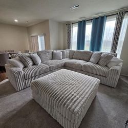Stupendous Alloy 3 Piece Sectional With Ottoman 