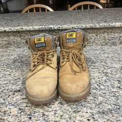 Men’s CAT Shoes in very good condition