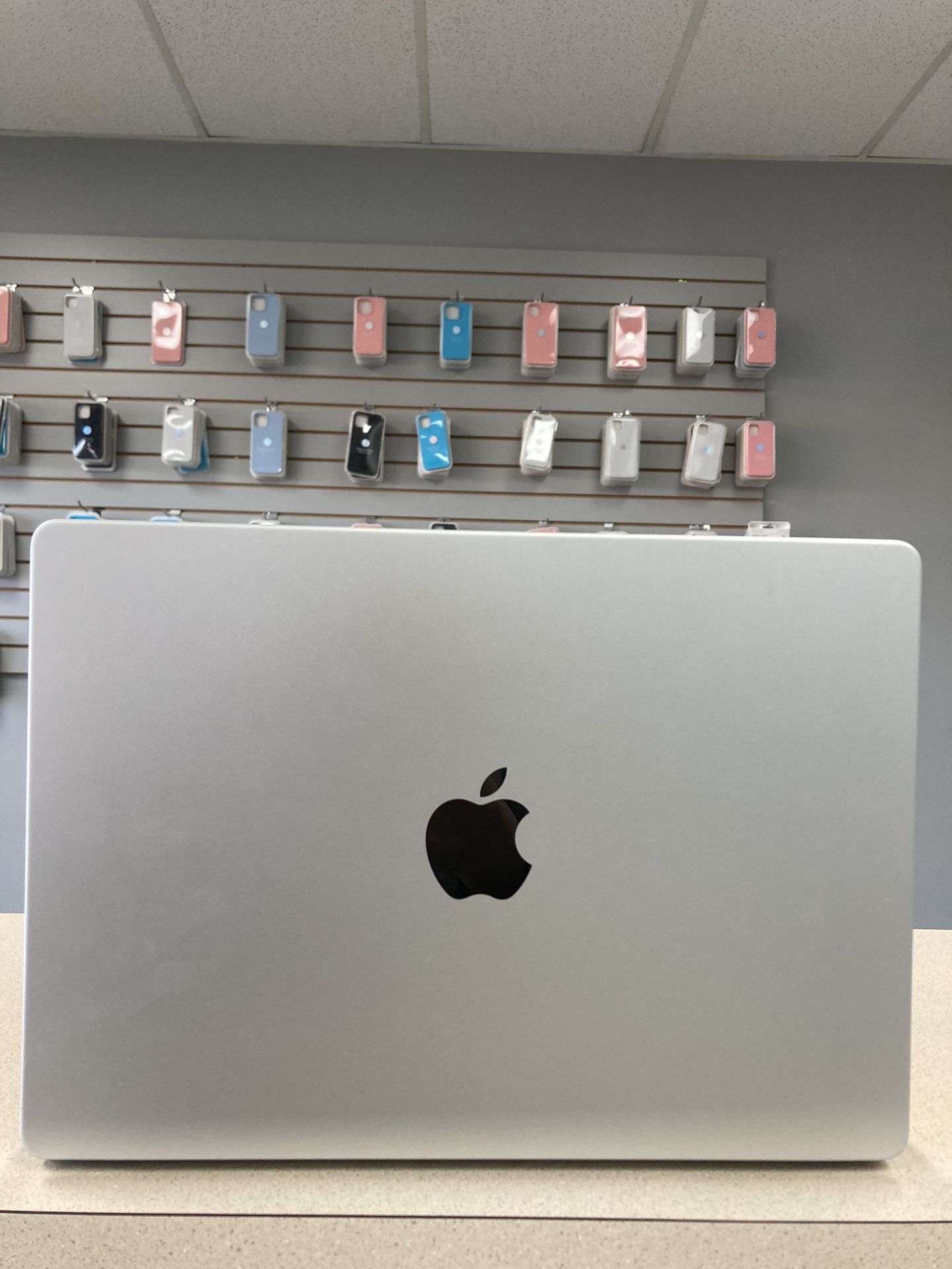 MacBook Pro 14 β 2021 M1 Pro 16GB/512GB