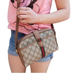 Authentic Vintage Gucci GG Monogram Supreme Sherry Web Ophidia Crossbody Bag