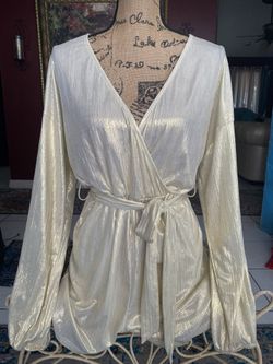 Beautiful Romper Size M. 💜💜