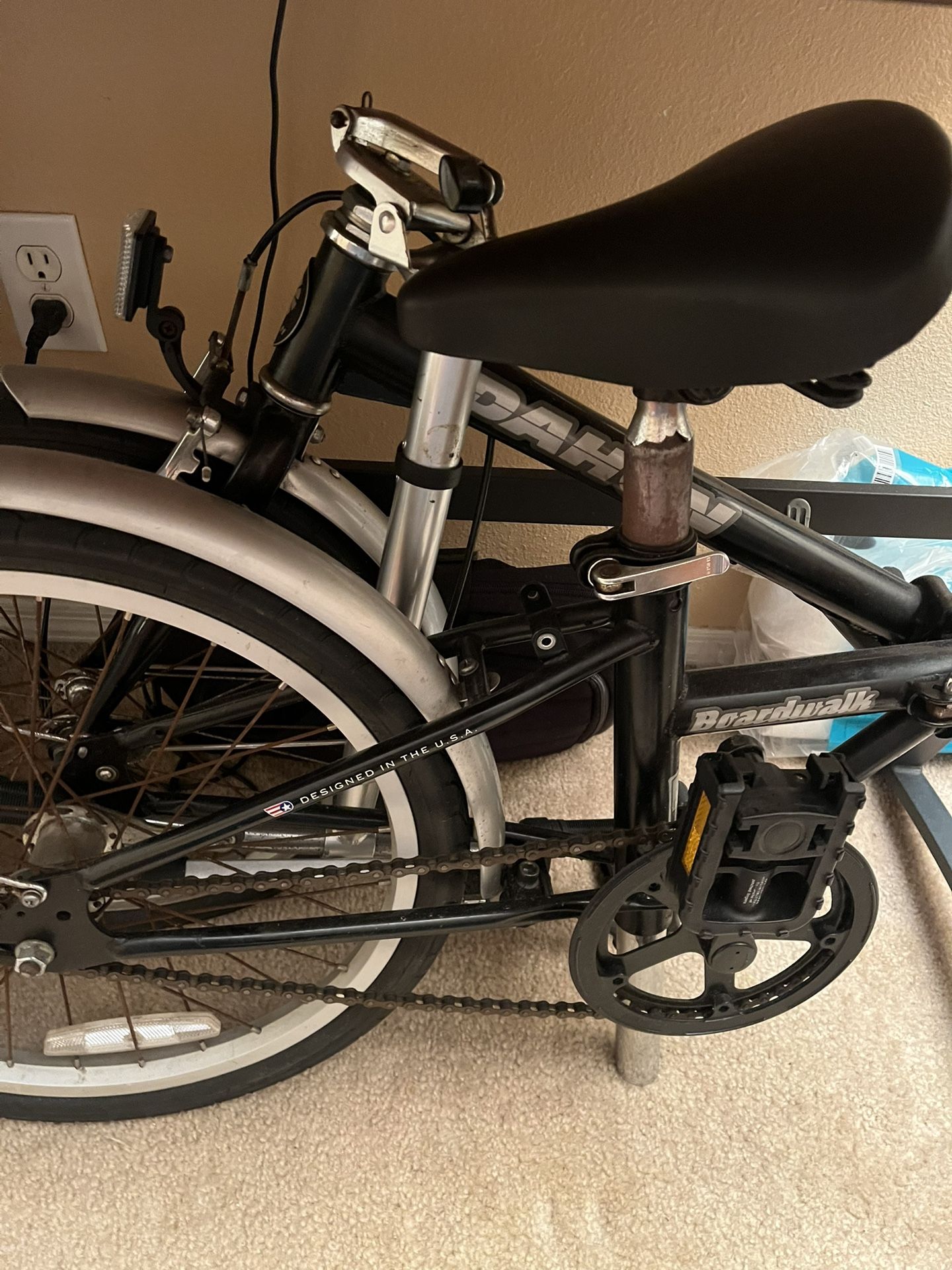DAHON Boardwalk Folding Bike 20”