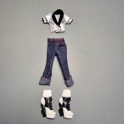 Monster High Operetta Doll Original First Wave Accessories Jacket, Jeans, Shoes 