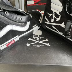 Vans Vault X Mastermind World By END. Sk8-Hi Black/White