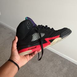 Jordan Top 3 Size 6.5 Y