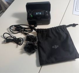 DJI Mic Wireless Microphone System – 2 TX + RX + Charging Case