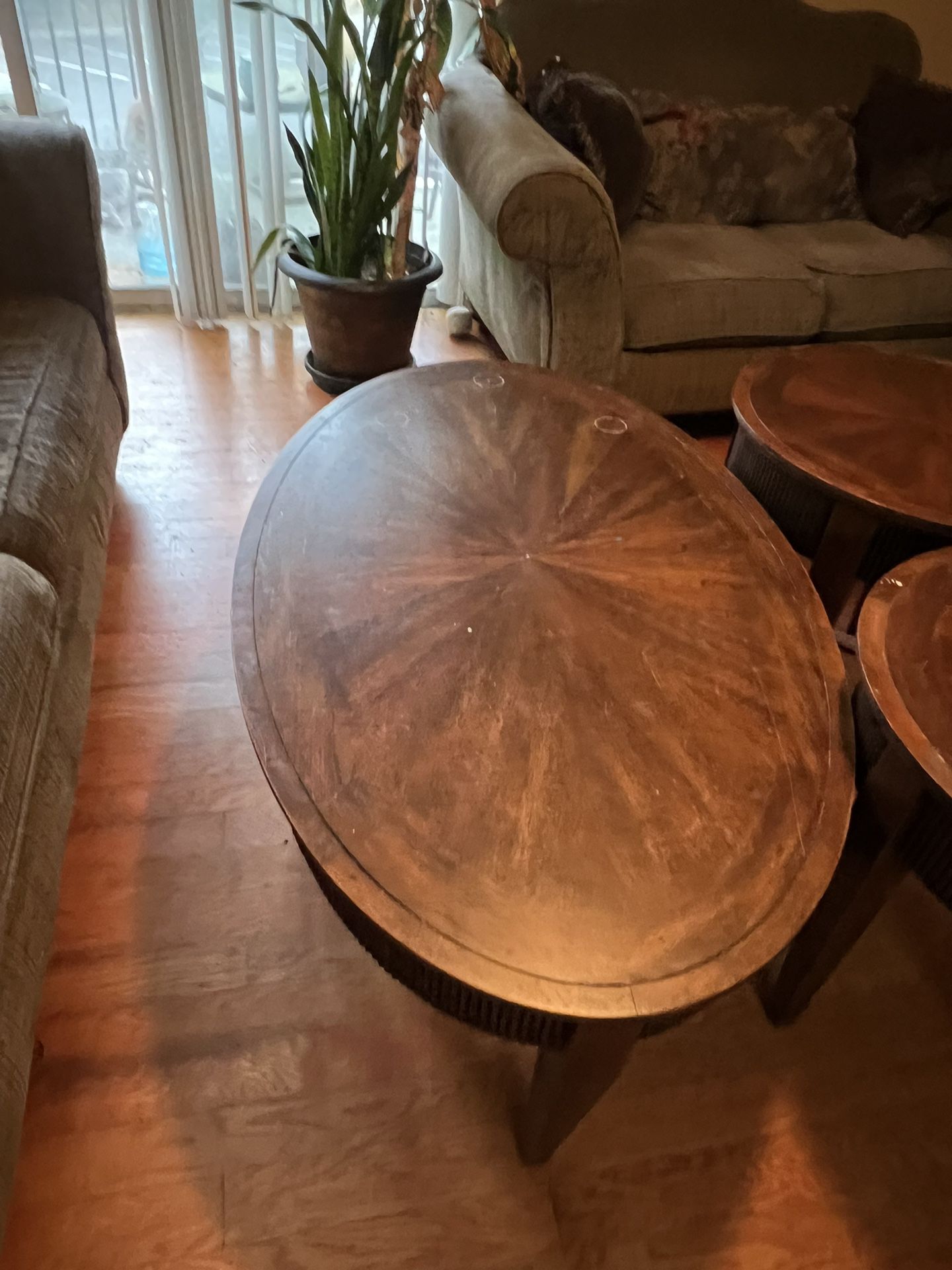 Matching Coffee Table & End Tables 