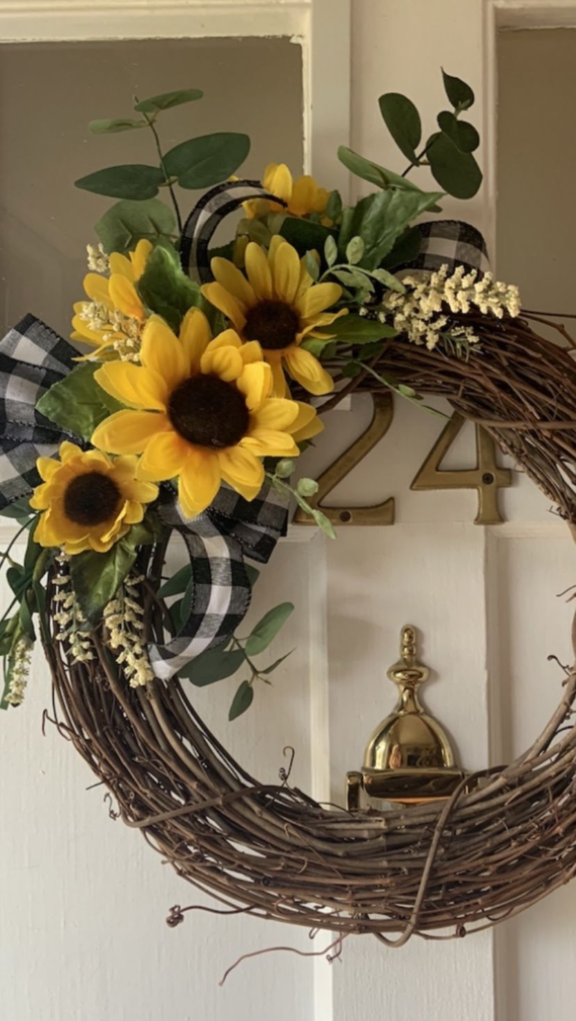 Country Sunflower Wreath