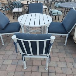 $500 BEAUTIFUL ARIZONA IRON SET 4 BIG CHAIRS AND TABLE WITH SUNBRELLA CUSHIONS