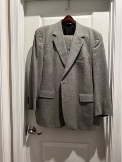 Jos. A. Bank Gray Men's Two-Button Suit Jacket size 46R pants 20.5 in x 40.5 in