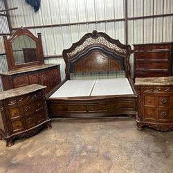 King Size Brown Solid Wood Bedroom Set