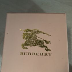 Purple jeans+burberry