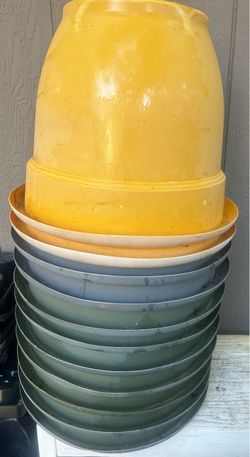 PLANTER POTS  16”