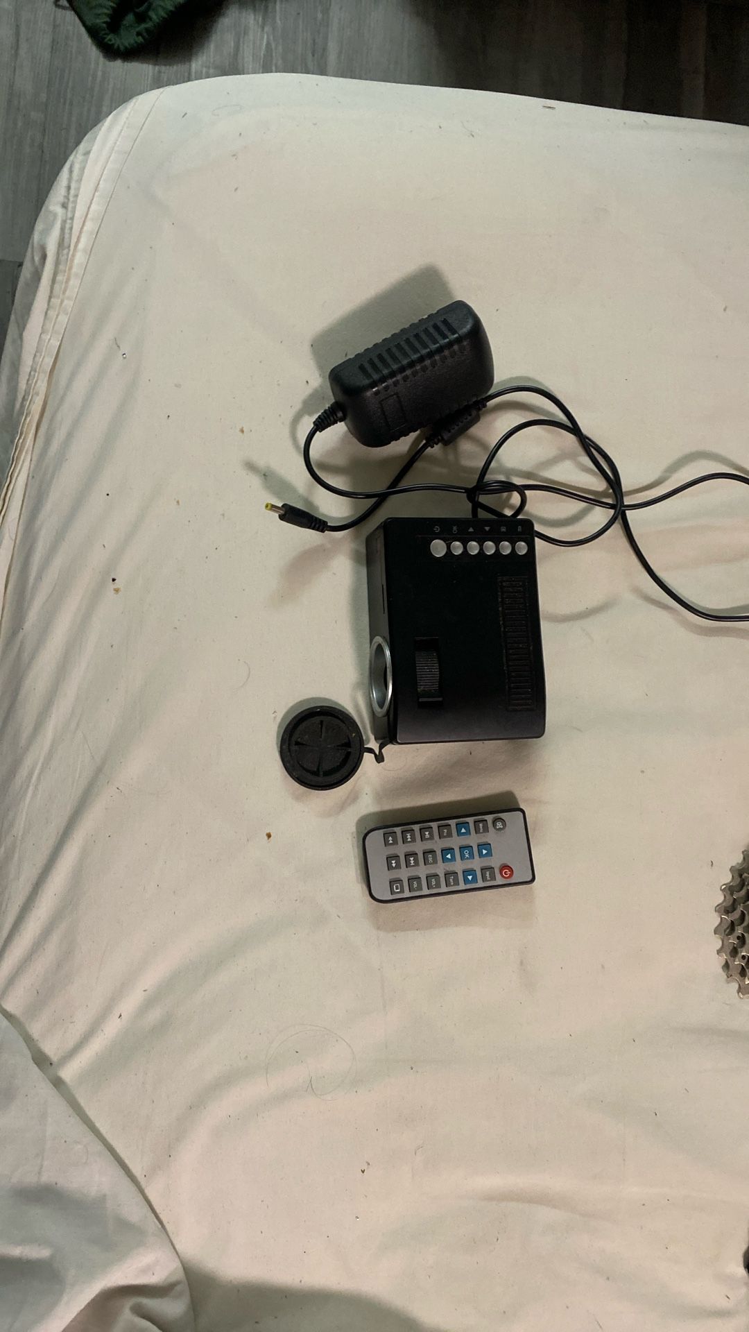Mini LED Projector