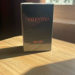 Valentino Cologne