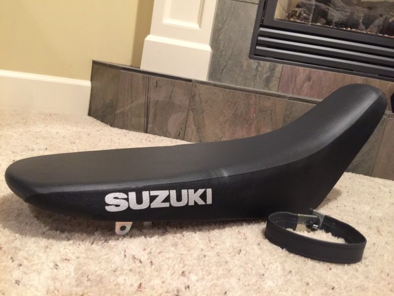 2018 DRZ400 seat with strap. Perfect