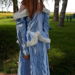 Princess blue gown w/ fur for dress up or Halloween 7-10  east, north, west