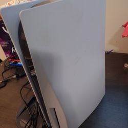 Used Ps5
