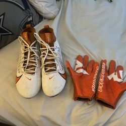 Nike vapor edge 360 cleats + rival gloves