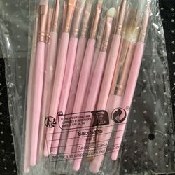 New Makeup Brushes 