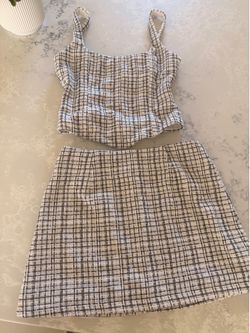 White fox skirt set