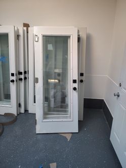 Puertas con vidrio