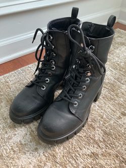 Mia size 7 women’s zip punk boots chunky heel platform combat style apex