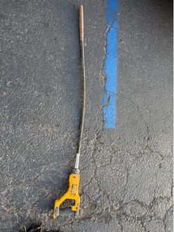 Dewalt vibrator