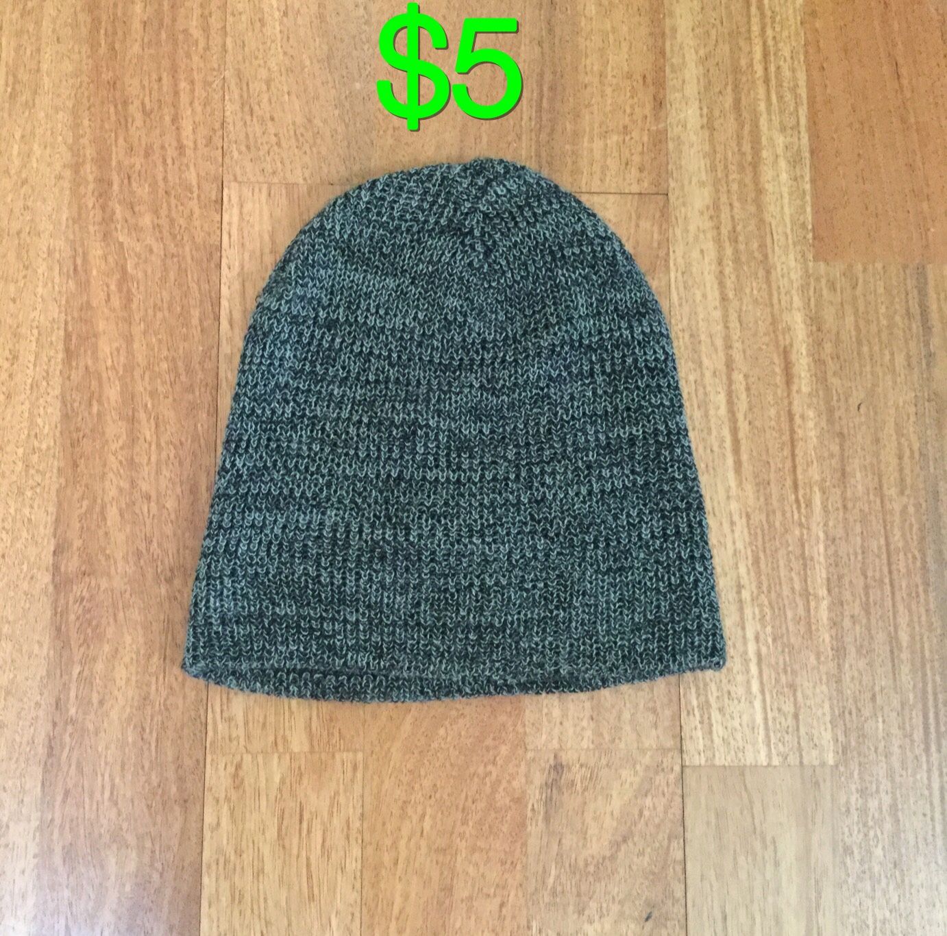 Beanie BRAND NEW!!