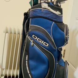 Golf Bag With Clubs